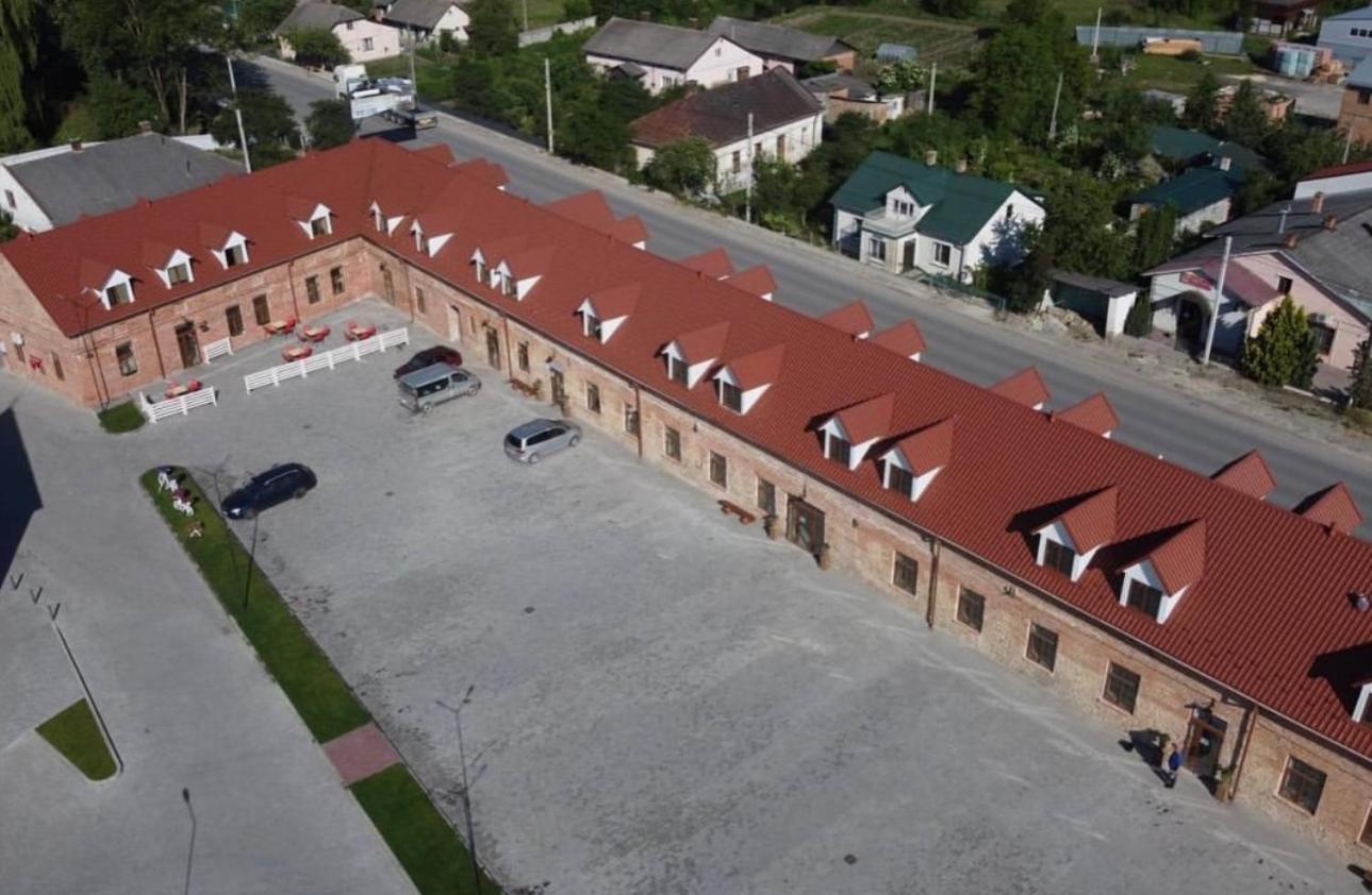 Готель Бережани Buitenkant foto
